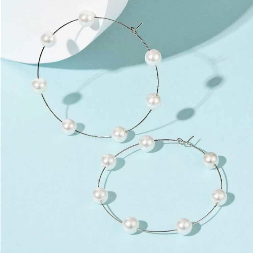 • Eliza • Faux Pearl Hoops - Picture 2 of 4